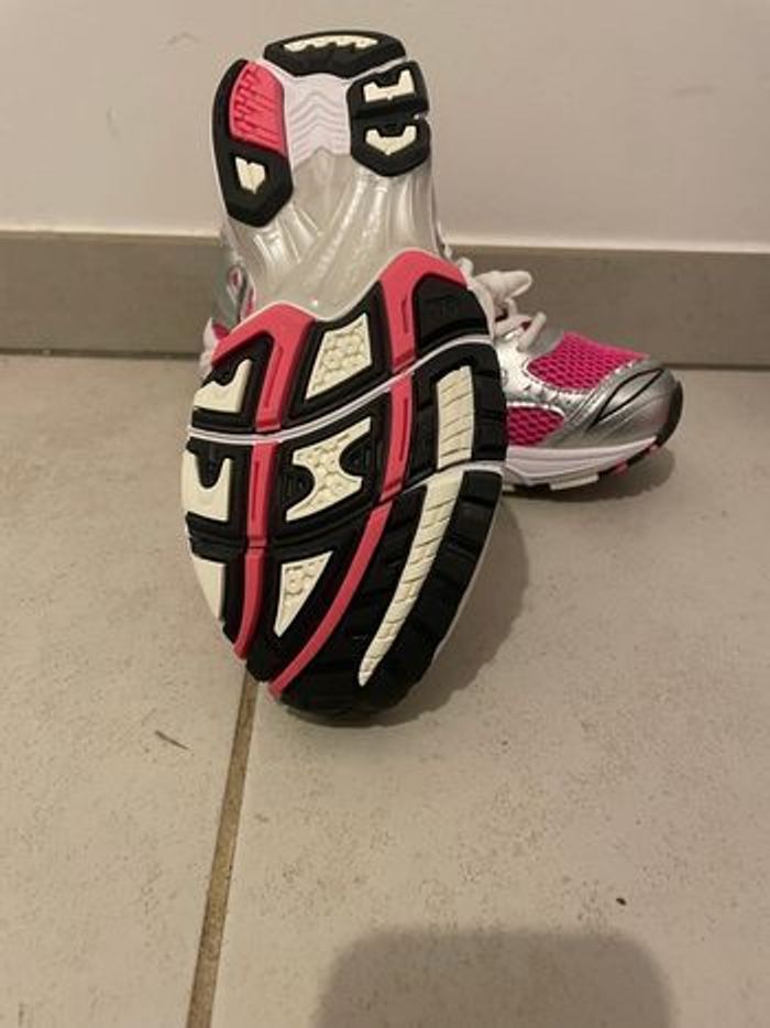 Asics gel rose kayano 14 jamais porté 40 - photo numéro 3