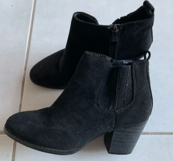 Bottines noires daim