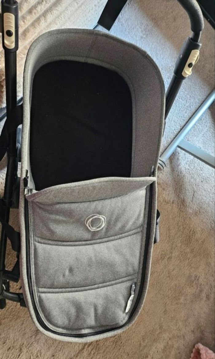Vend poussette Bugaboo Bee3 - photo numéro 3