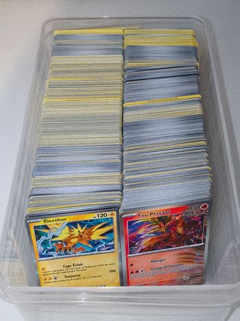 100 cartes Pokémon françaises