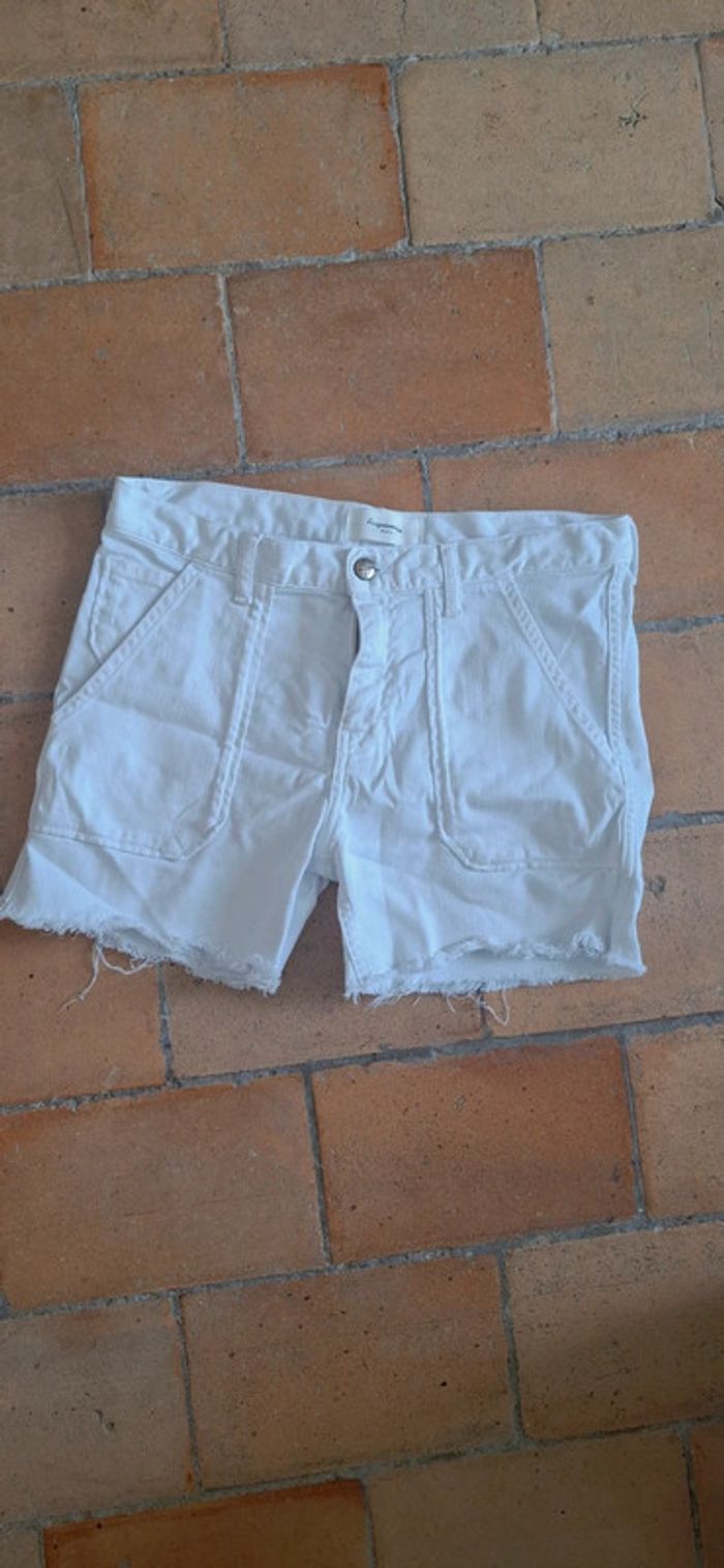 🌿 Short en denim blanc Acquaverde – Modèle Short Boy – Taille 26 – Excellent état