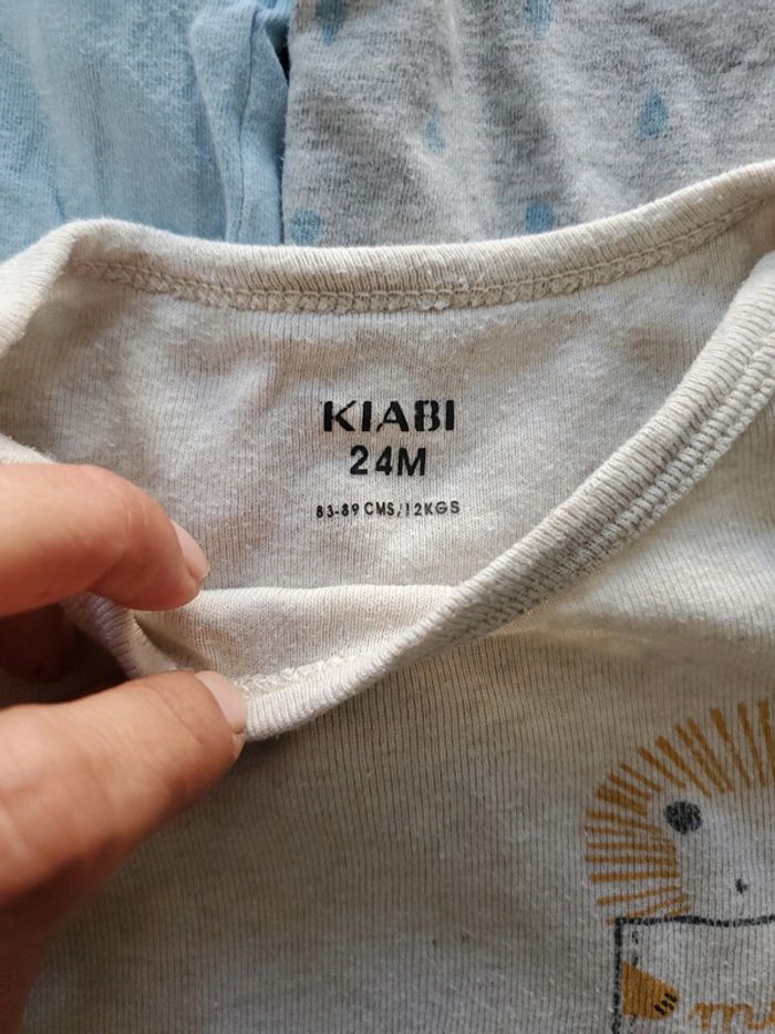 Lot de 3 bodies manches courtes 2 ans - photo numéro 3