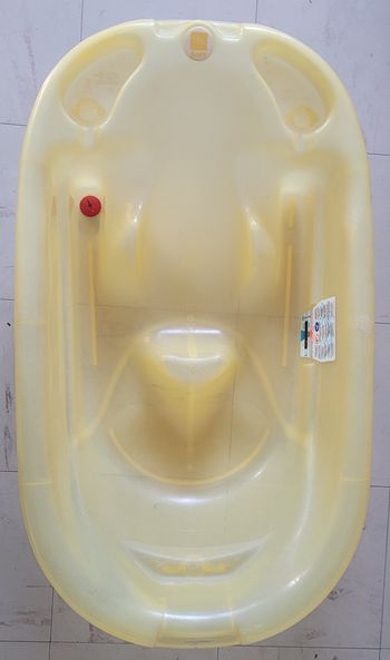 Grande Baignoire jaune pour bébé tex baby