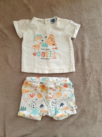 Ensemble t shirt short 3 mois