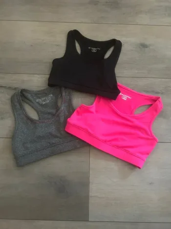 Lot de 3 brassières 8 / 10 ans