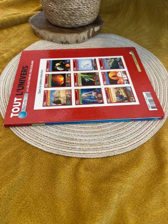 Livres Tout l’univers 1&3 - photo numéro 6