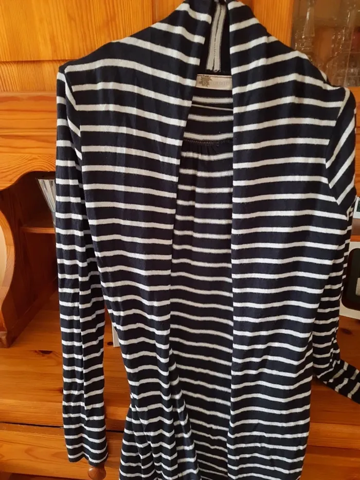 Long gilet woman taille M. Tbe