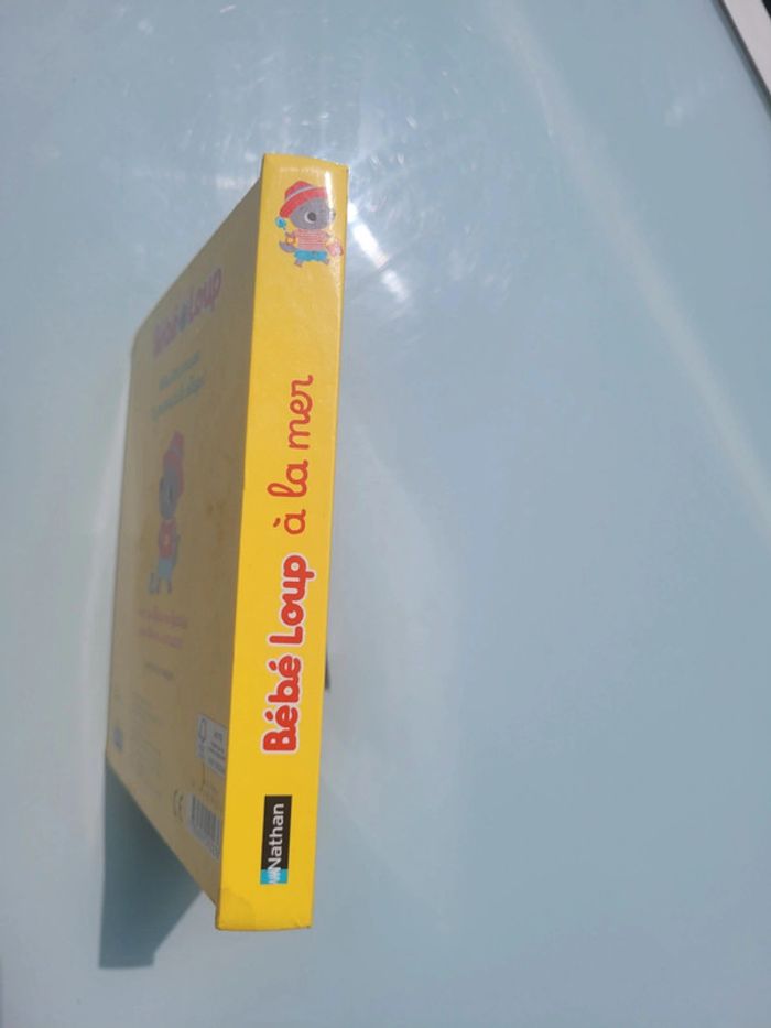 Bébé Loup à la mer 🏖 livre à caches feutrine - photo numéro 10