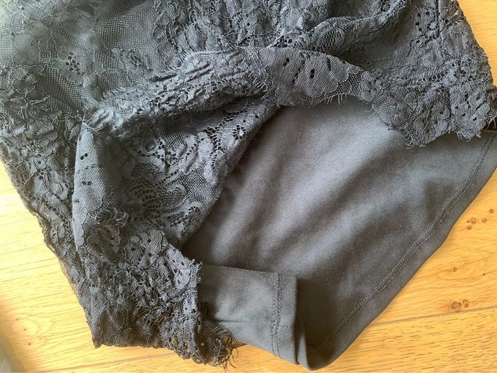 Top dentelle Camaïeu taille 34/36 - photo numéro 4