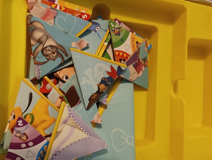 Jeu de société triominos Disney junior - photo numéro 2
