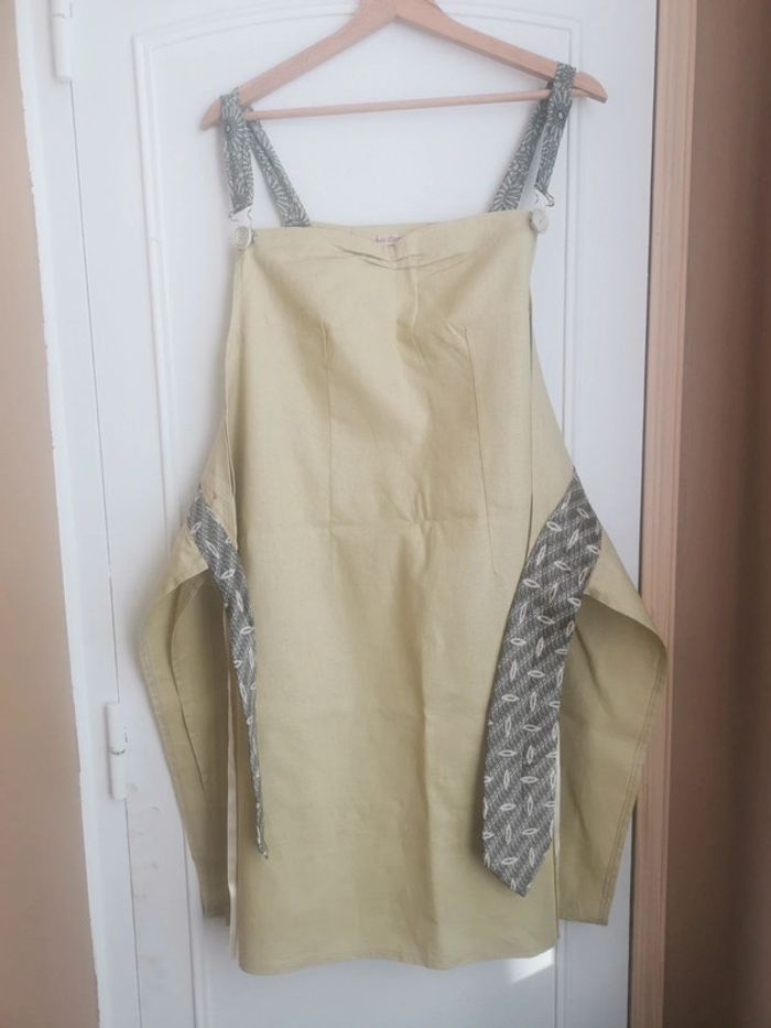 Robe tablier artisanal.e de créatrice (Denise)