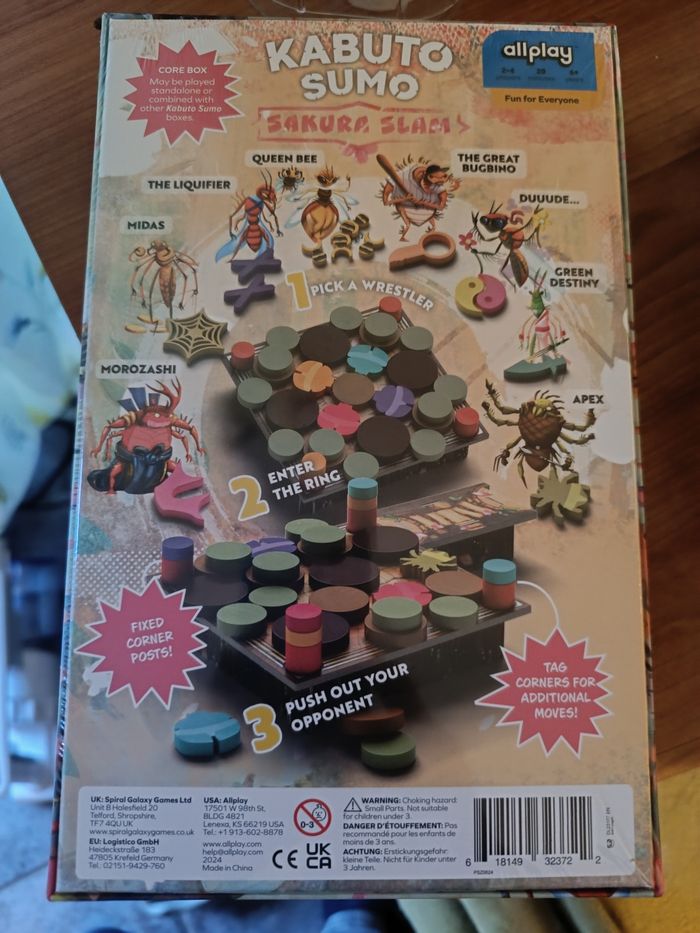 Kabuto sumo Sakura slam en anglais - photo numéro 2