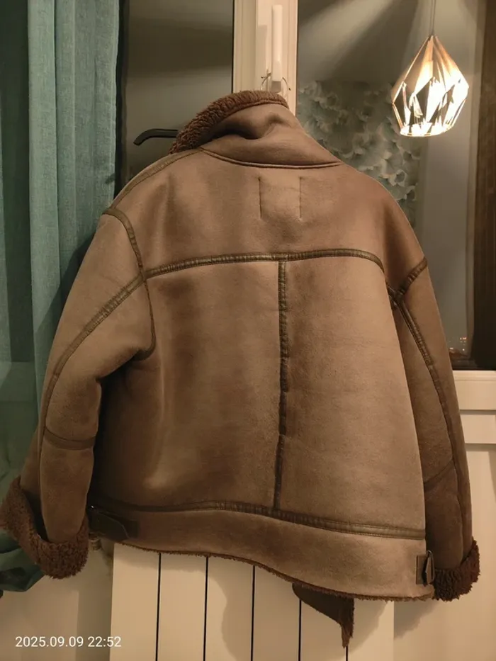 Blouson Zara fourré femme taille Xl - photo numéro 3