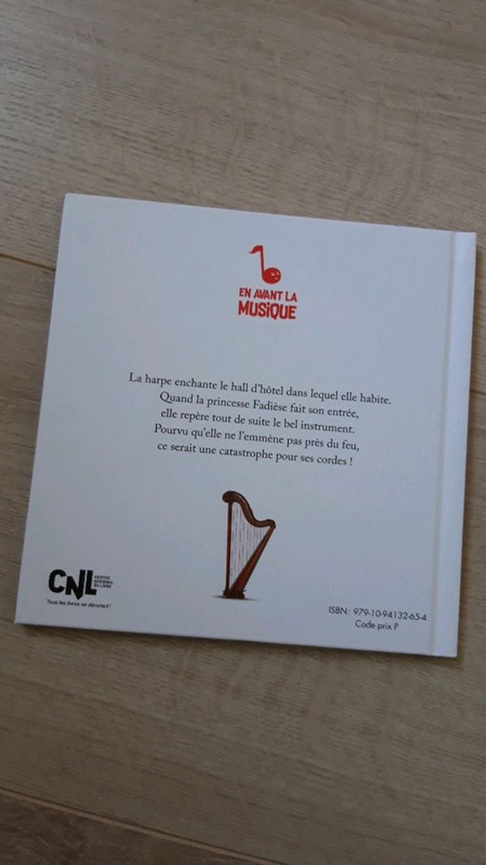 Concerto pour harpe chat et poney - photo numéro 3