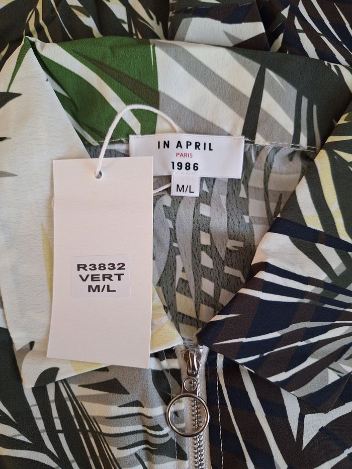 Combinaison pantalon taille M/L marque In April 1986 - photo numéro 7