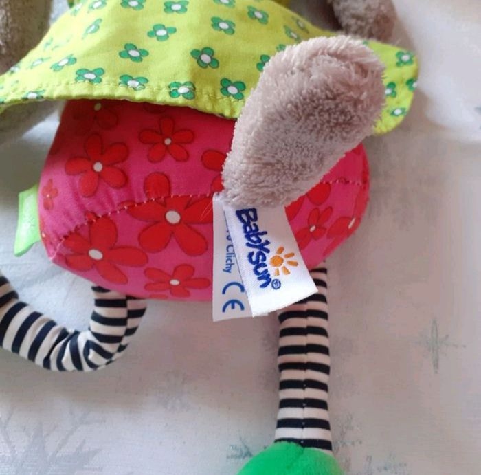 Poupée-chiffon "Lapin"avec grelot & son doudou Bonhomme de neige - photo numéro 9