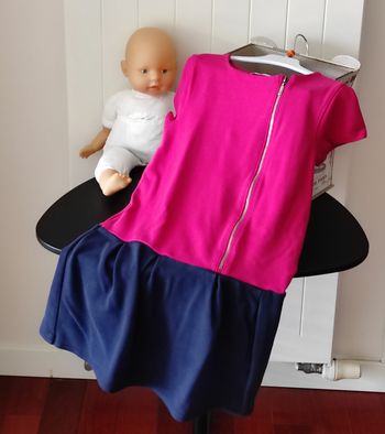 Robe fille 10 ans MC bicolore rose & marine – très bon état