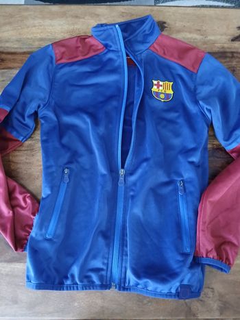 Veste de sport enfant 10 ans  équipe de foot Barça