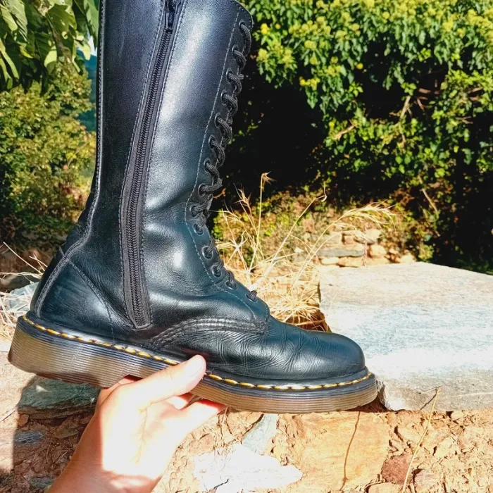 Dr. Martens 1914 Vonda roses brodées 39 - photo numéro 7
