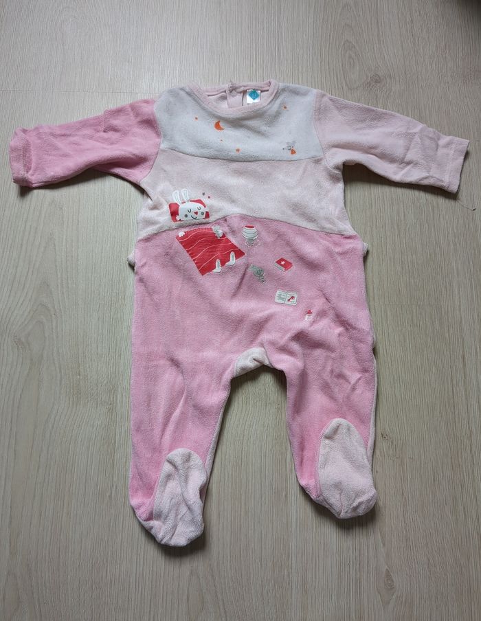 Grenouillère rose lapin Tex 9 mois