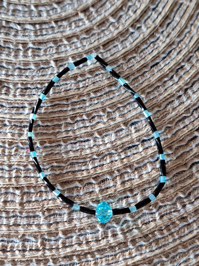 Bracelet fantaisie noir et bleu - photo numéro 2