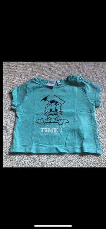 T-shirt à manche courte taille 3mois garçon en très bonne état ! Ni tache ni troue !