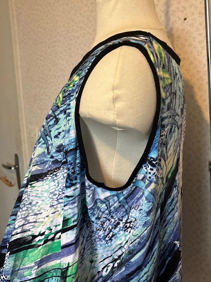 Magnifique blouse taille 54/56 marque canda - photo numéro 3
