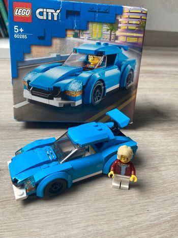 Lego voiture de course réf 60285