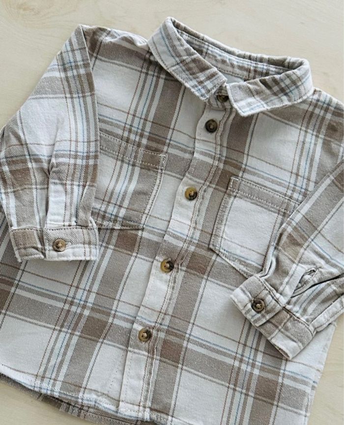 Chemise garçon h&m 68 mois - photo numéro 3