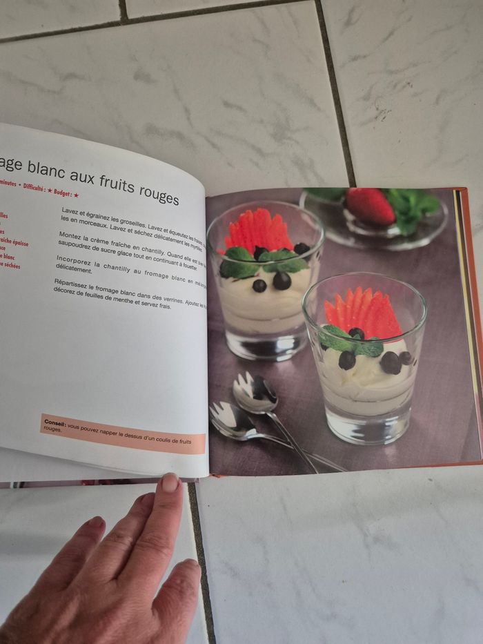 Livre "Desserts Fraîcheur ", - photo numéro 2