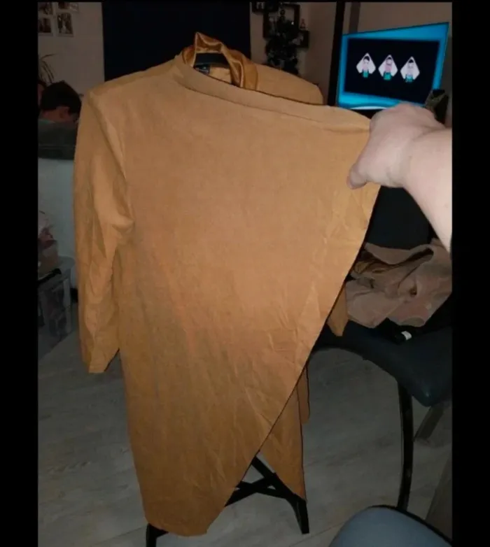 Veste Shein beige/moutarde taille 1XL neuve jamais portée. Porté ouvert. - photo numéro 2