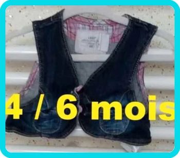 Gilet  sans manche  en  jeans H & M Taille  4  /  6  mois