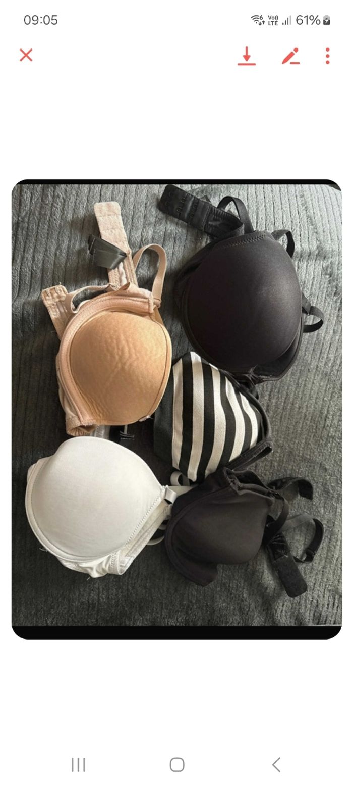 Lot 5 soutien gorge 85A