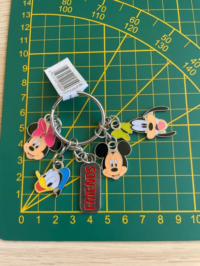 Porte-clés Disney Amis de Mickey - Mickey, Minnie, Donald, Dingo & "Friends" - Disneyland Paris - photo numéro 3