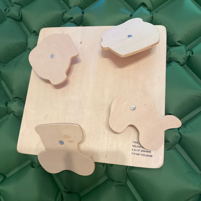 Puzzle en bois basse cours  premier âge - photo numéro 3