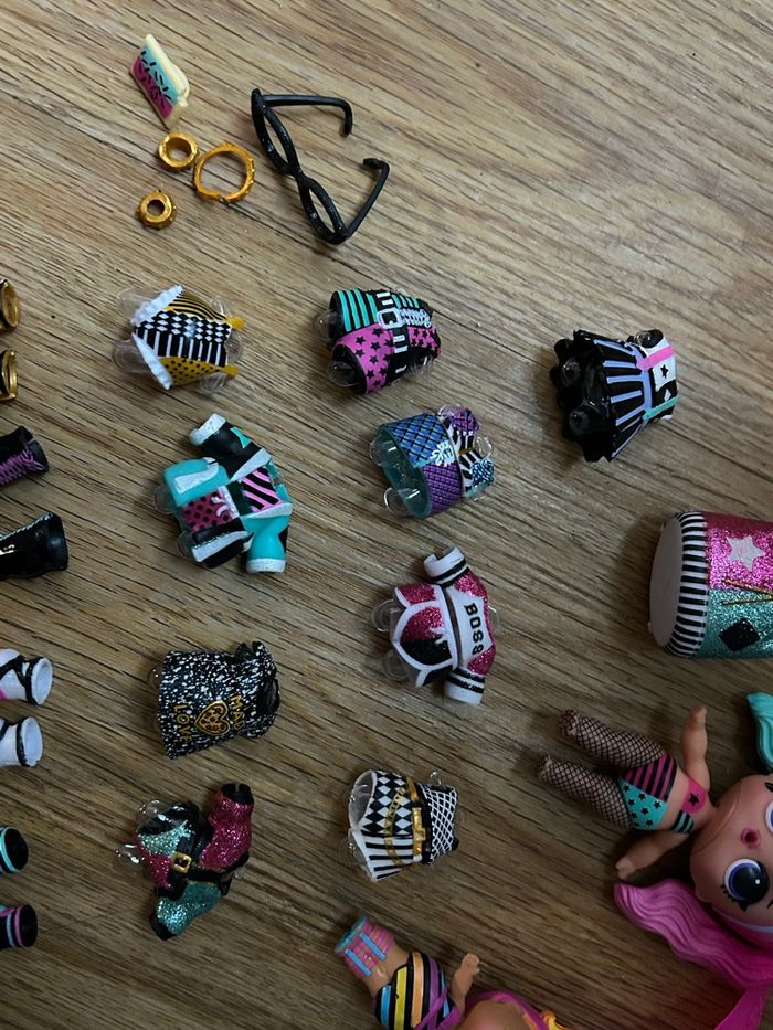 Lot figurines et accessoires LOL - photo numéro 3