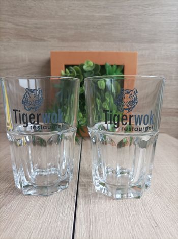 Lot 2 verres Tigerwok 