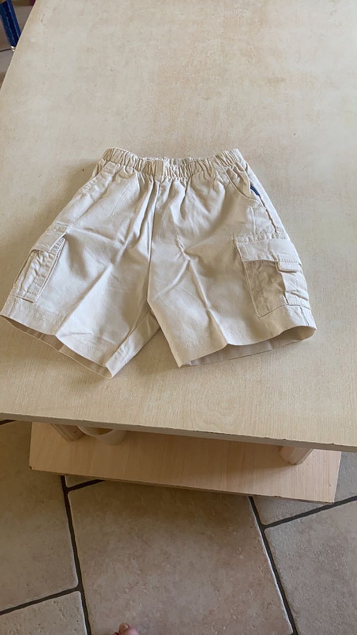 Short 6 mois