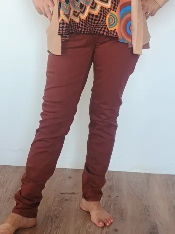 Pantalon slim bordeaux Naf Naf – Taille 42