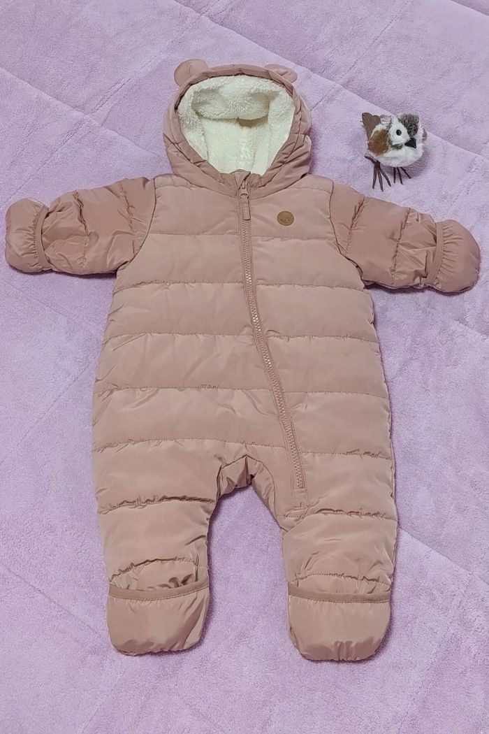 Combinaison à capuche matelassée Neuve - photo numéro 2