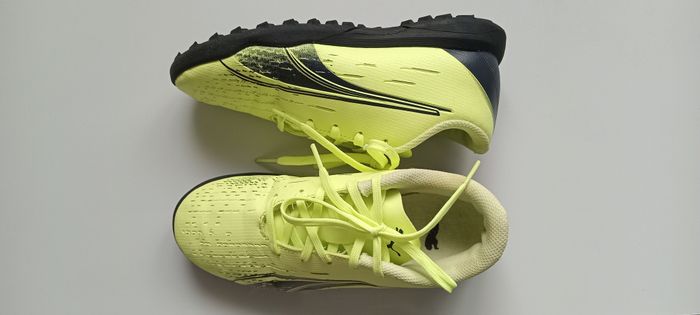CHAUSSURES DE FOOT - photo numéro 3