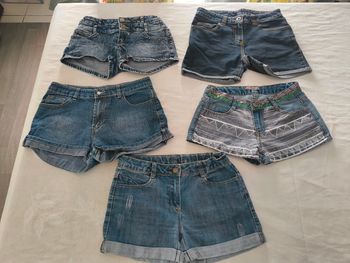 Lot shorts en jean fille taille 12 ans 