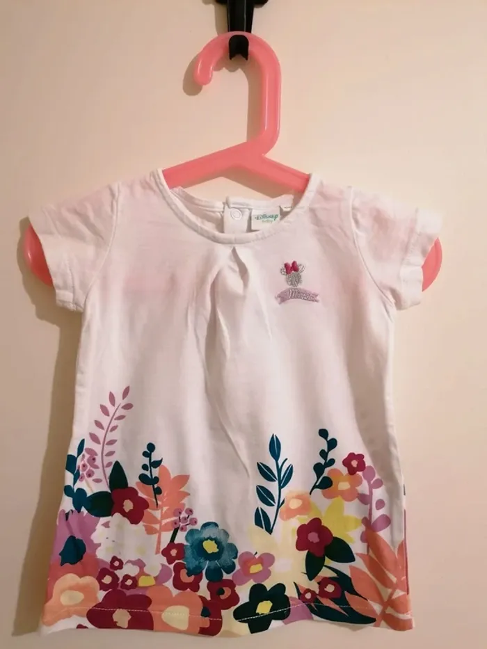 Lot tee-shirt fille disney baby 6 mois - photo numéro 6