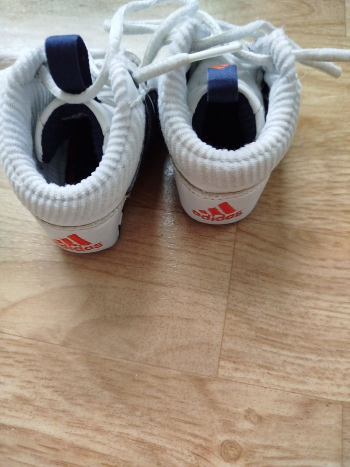 Chaussures adidas pointure 16 - photo numéro 3