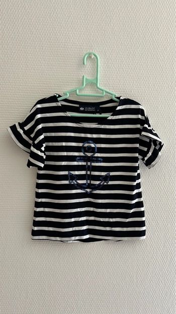 Teeshirt Anetta taille 4/5 ans Hublot