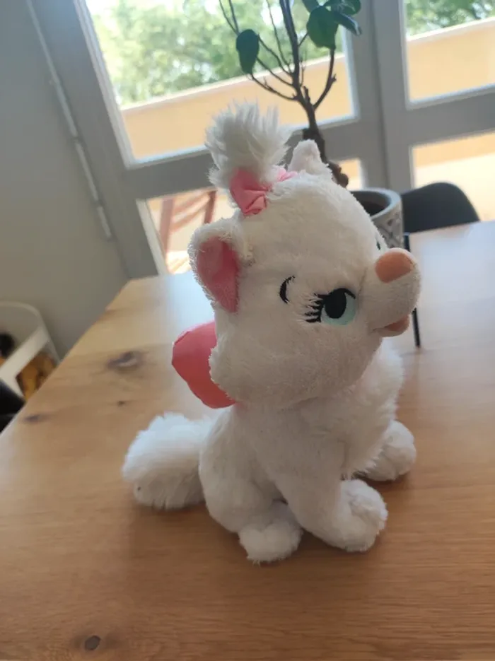 Belle peluche marie des aristochats - photo numéro 5