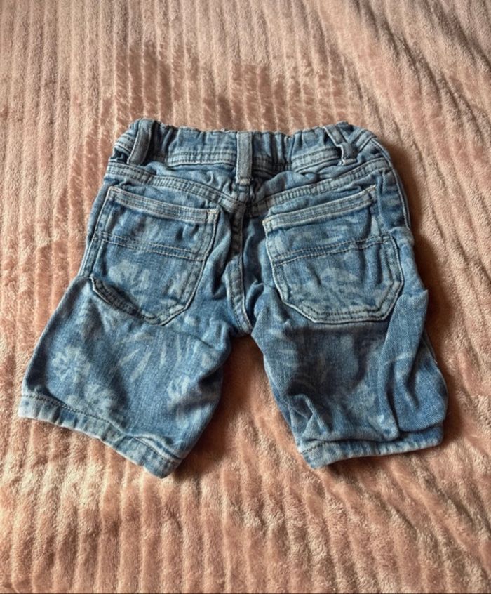 👖 Short en Jean TAO – Taille 2 Ans | Confortable & Tendance | Très Bon État - photo numéro 2