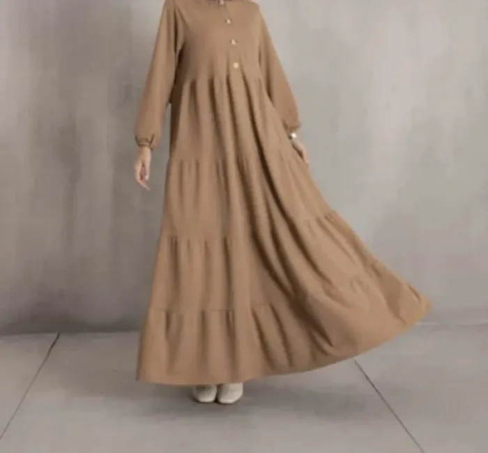 Robe femme nude neuve étiquette - photo numéro 2