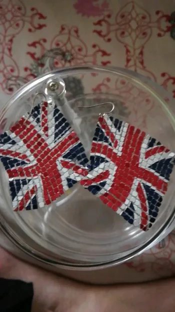 Boucle d'oreilles drapeau