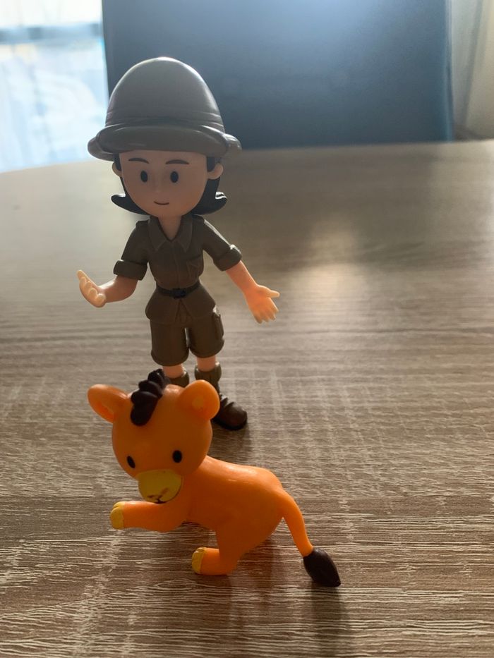 Lot de 11 animaux, 1 personnage et 1 livre marque atlas - photo numéro 4